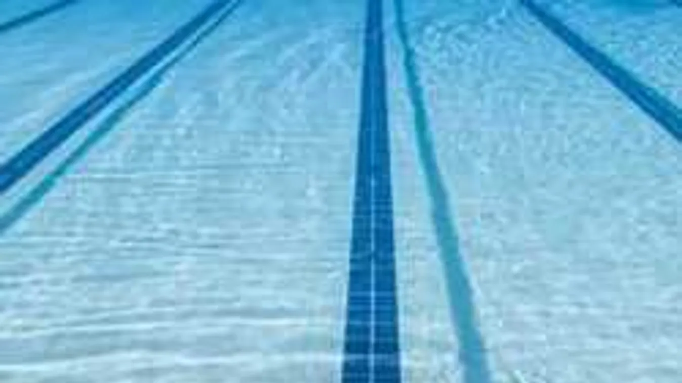 Lefotózták, undorító dolgot művelt a nő a hotel medencéjében