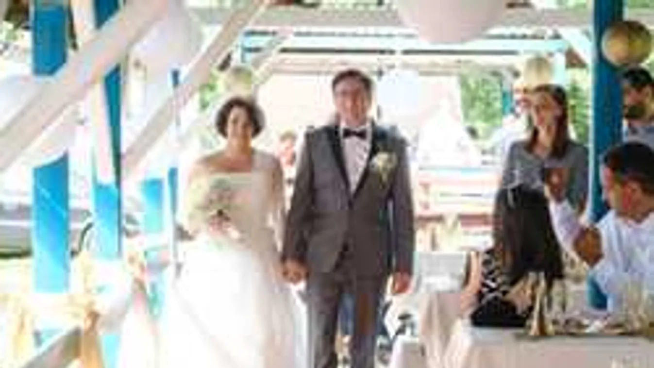 Nem hiszed el, mit művelt egy pár Tusványoson