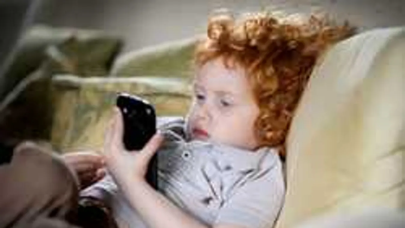 Minden szülőt foglalkoztató kérdésre talált választ Majka párja