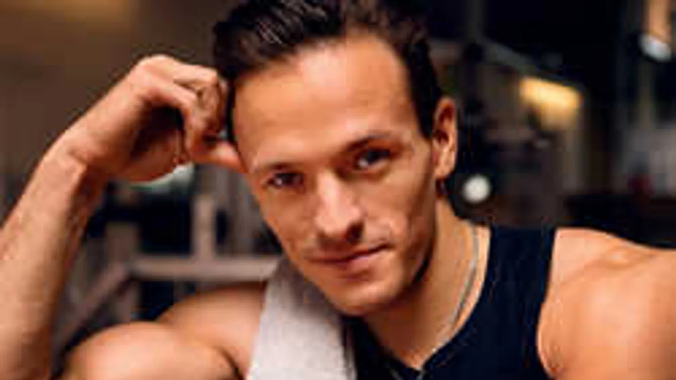 Elképesztő, mit fotózott a hotelszobájából a magyar színész