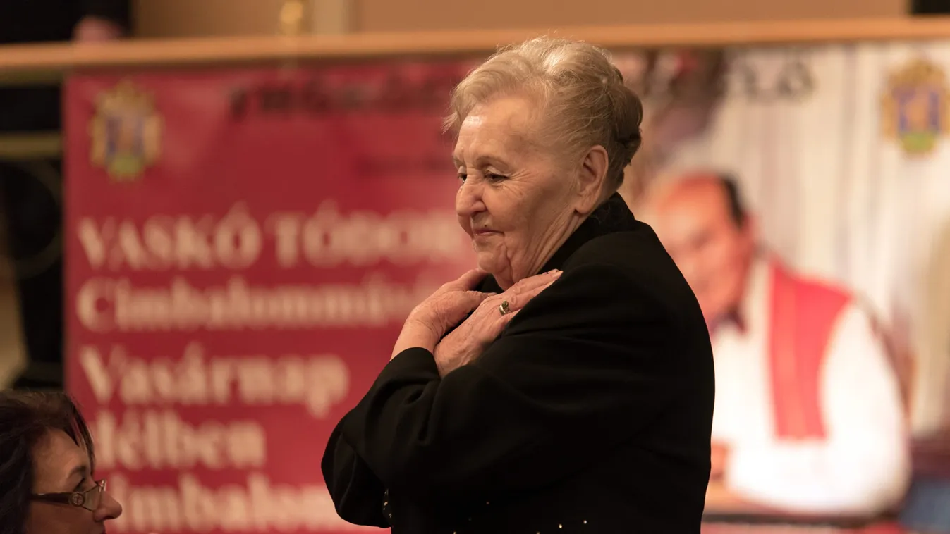 Exkluzív interjút adott a karanténból Jimmy édesanyja