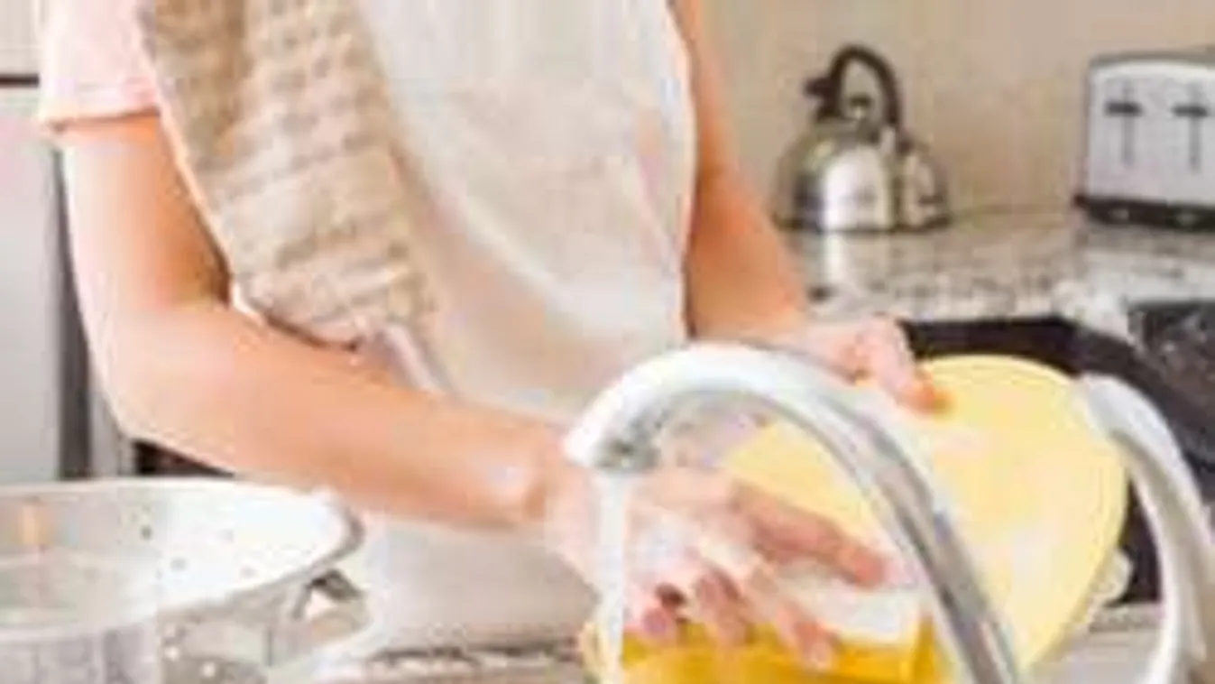 Fillérekből készít mosogatószert a leleményes magyar háziasszony