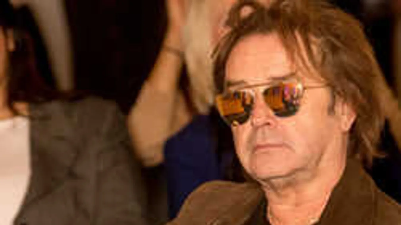 Elképesztő kamuhíreket terjesztenek a hazai sztárokról