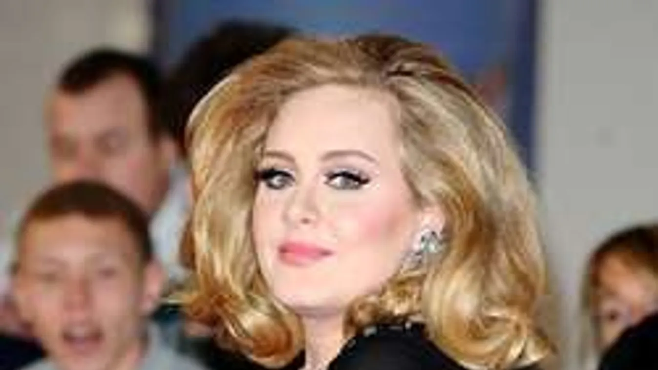 Összeveszett a szoptatáson Adele és a sztárszakács