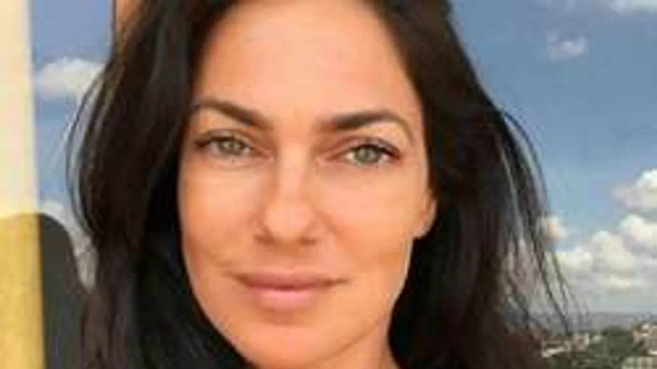 Bódi Sylvi Valentin napi erotikus fotójánál nincs dögösebb!