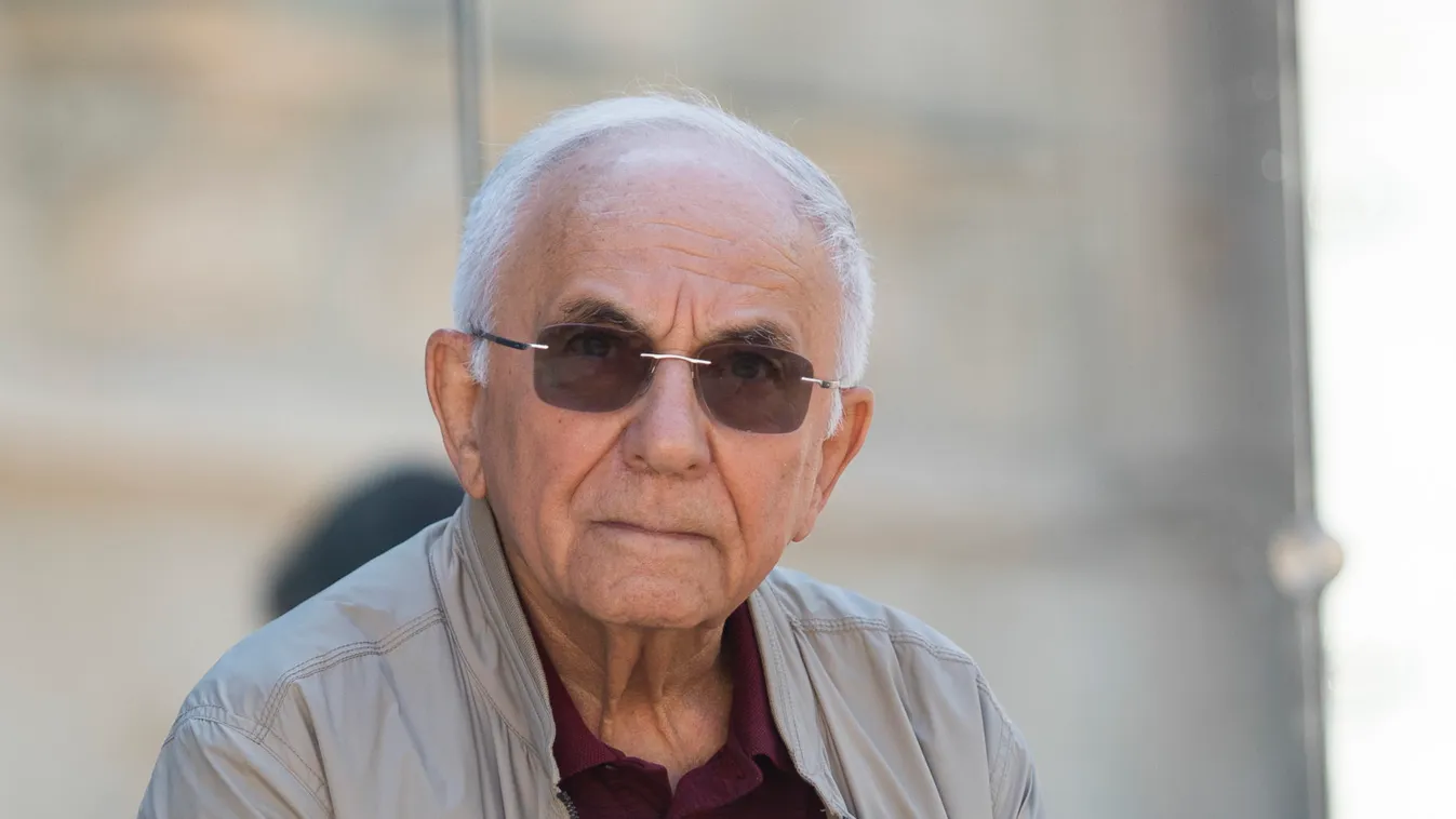 Autóról és házról is döntött a válófélben lévő Vitray Tamás