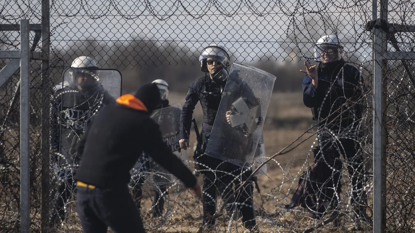 Irregular migrants on move to reach Europe