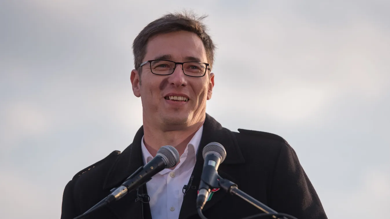 Négy kérdés, amire válasz helyett szarik Karácsony