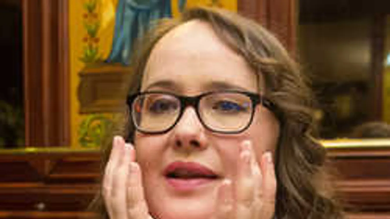 Megmutatta, kivel osztja meg az ágyát Kasszás Erzsi