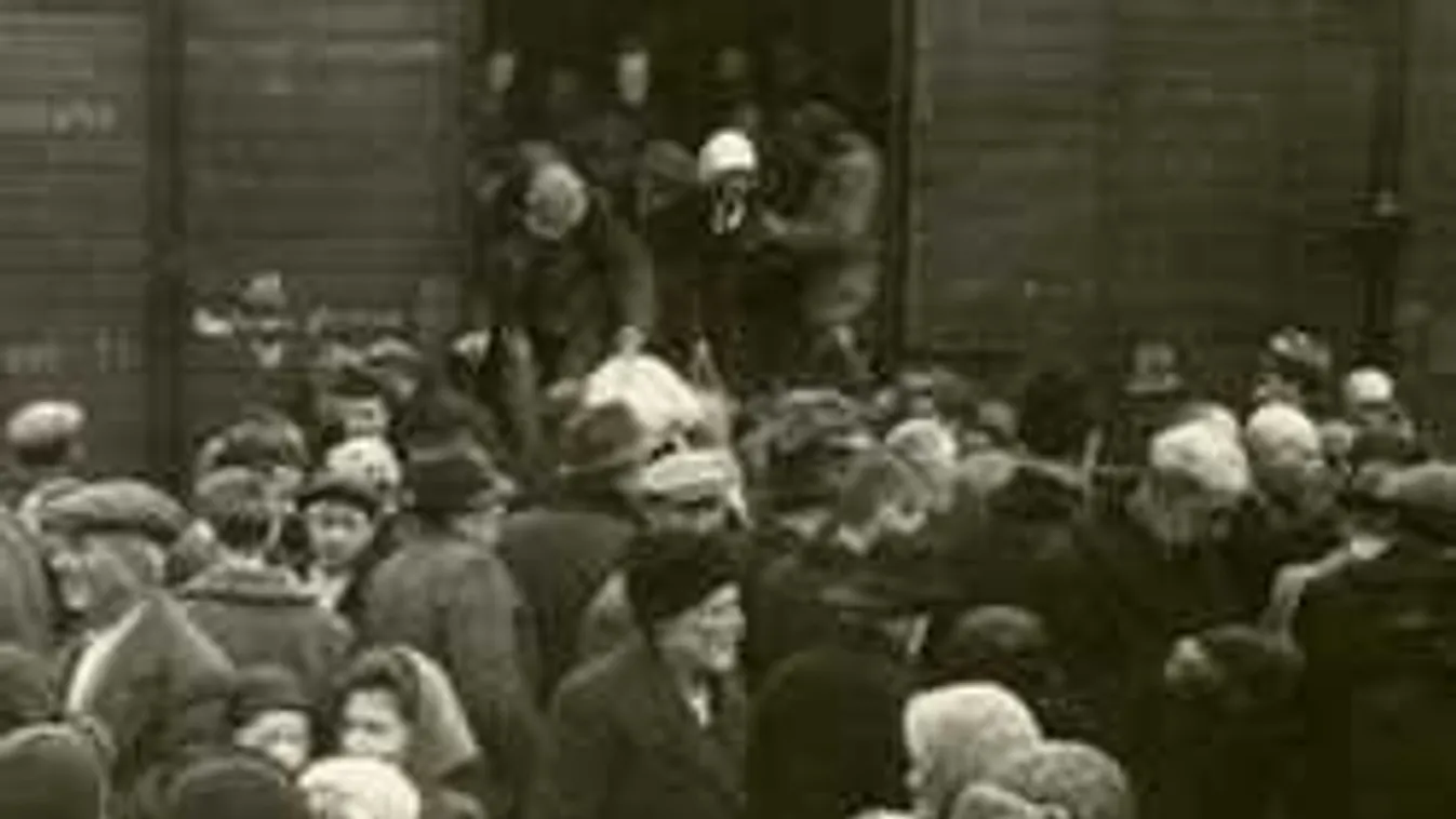 Más fajtájú emberek bevagonírozása: Újabb gyalázatos jobbikos felvétel