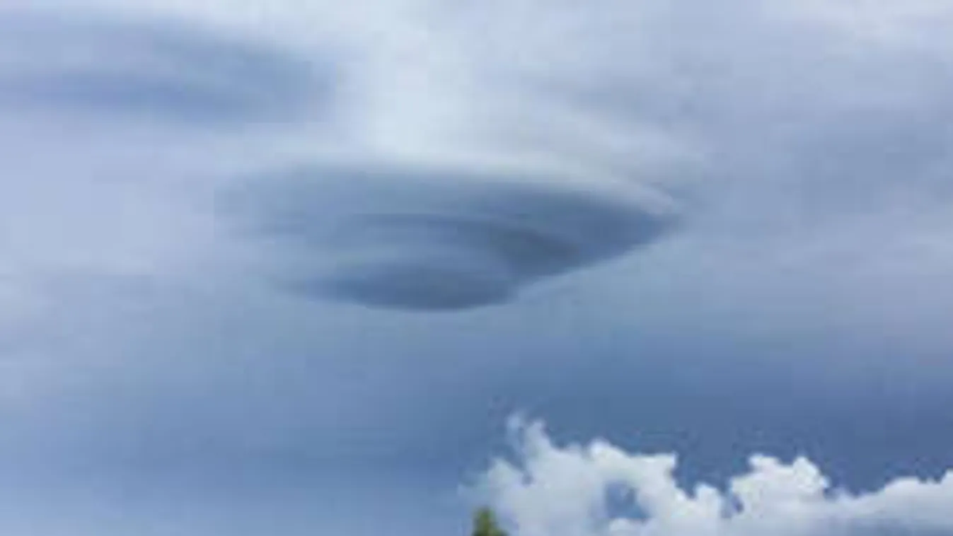 Felhőnek álcázott ufókat fedeztek fel a világ több pontján is!