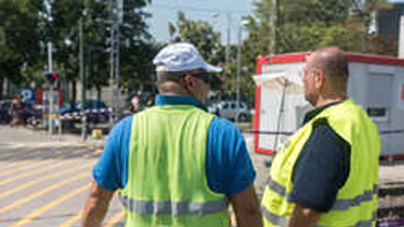 Tolvajok jelentek meg a Szigeten: telefonokat, kártyákat zsákmányolnak