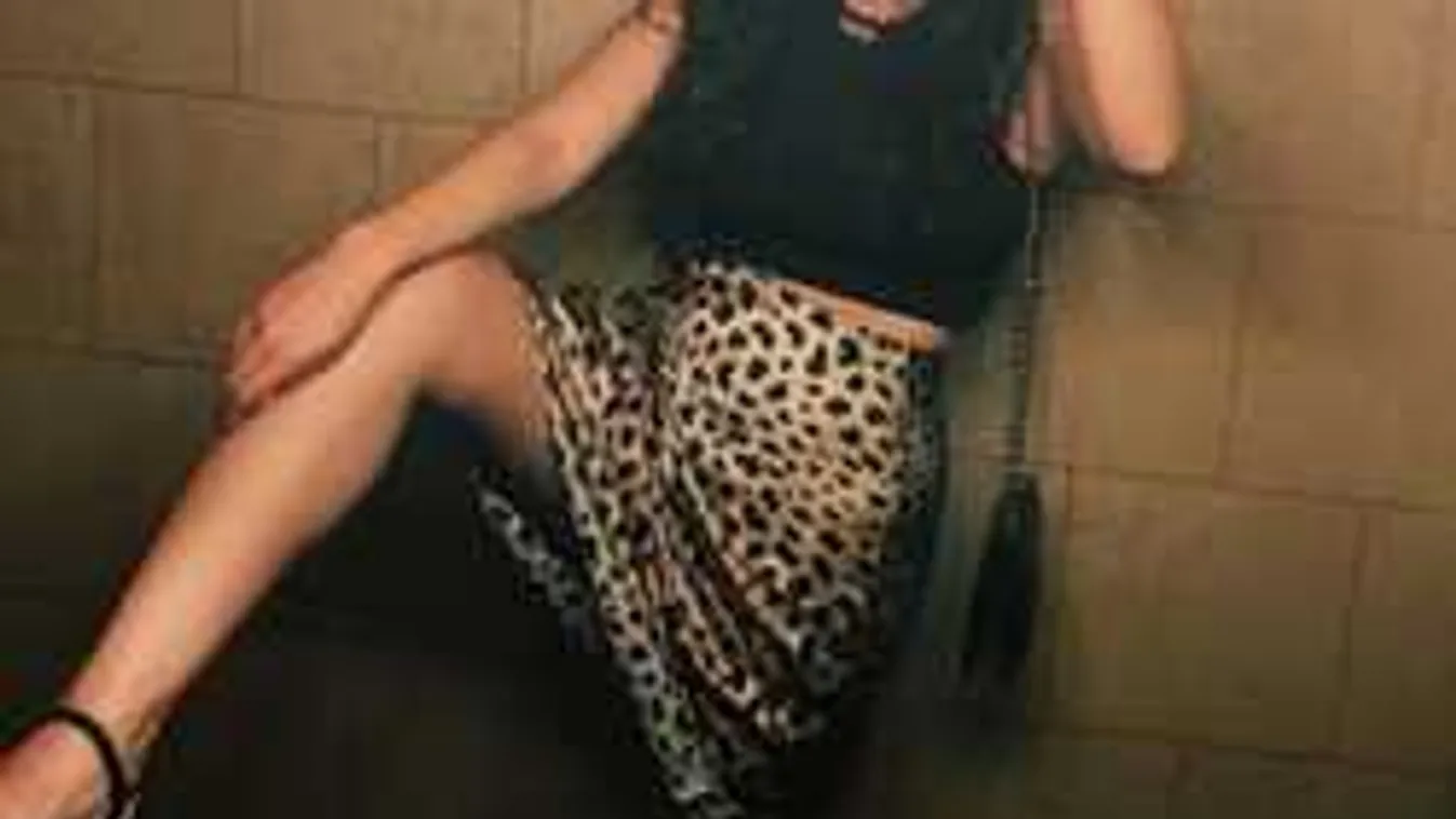 Bevadul a divat: ebben a szoknyában nyerik meg az idei nyarat a nők