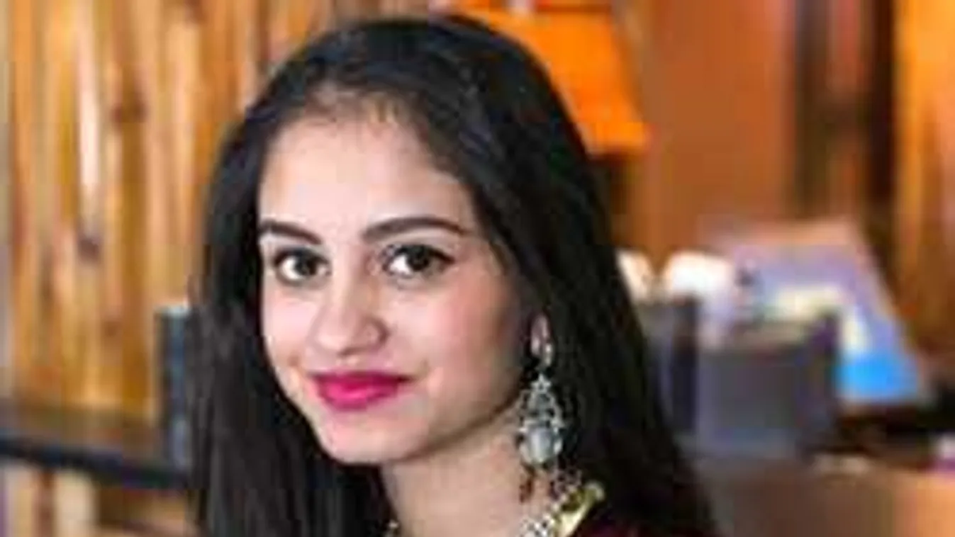 Kifakadt Buli Dorina, üldözik a férfiak a szerelmükkel