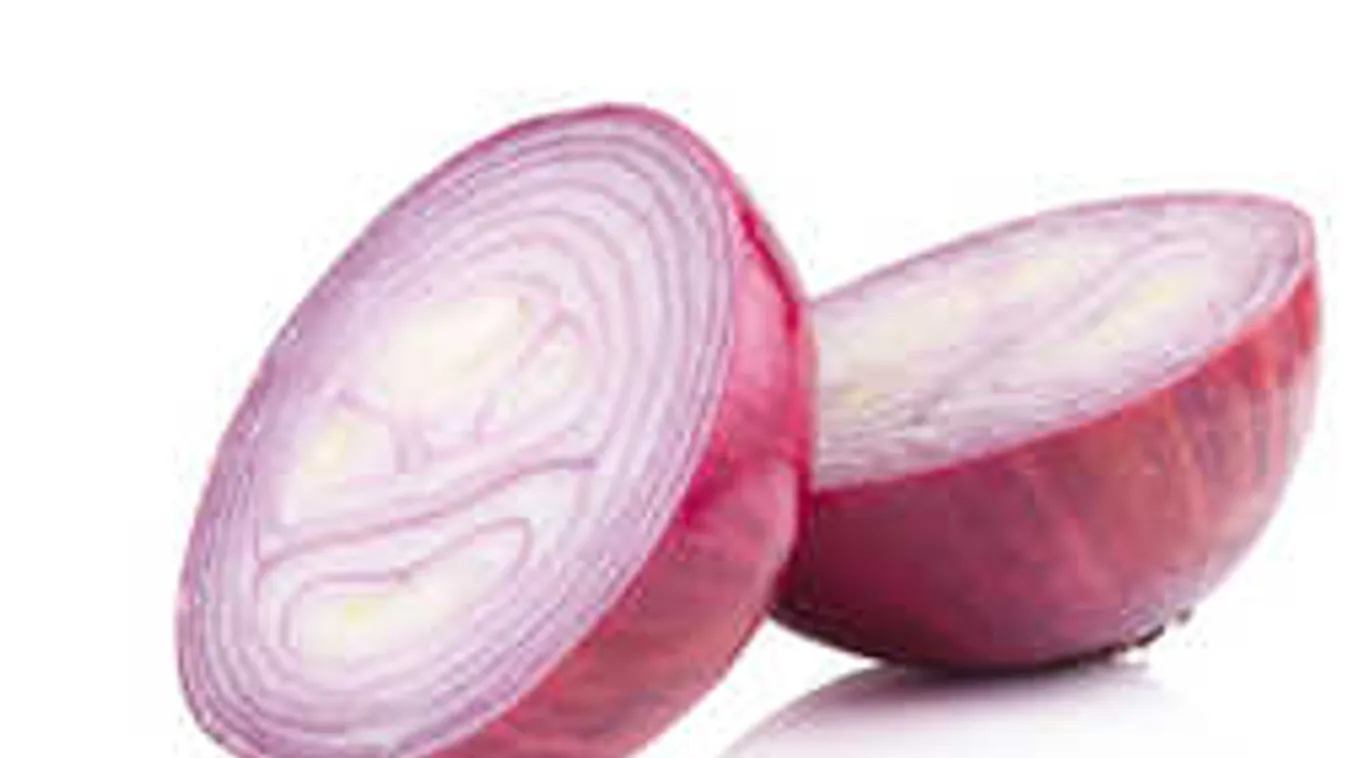 Ez történik, ha éjszakára hagymát teszel a zoknidba