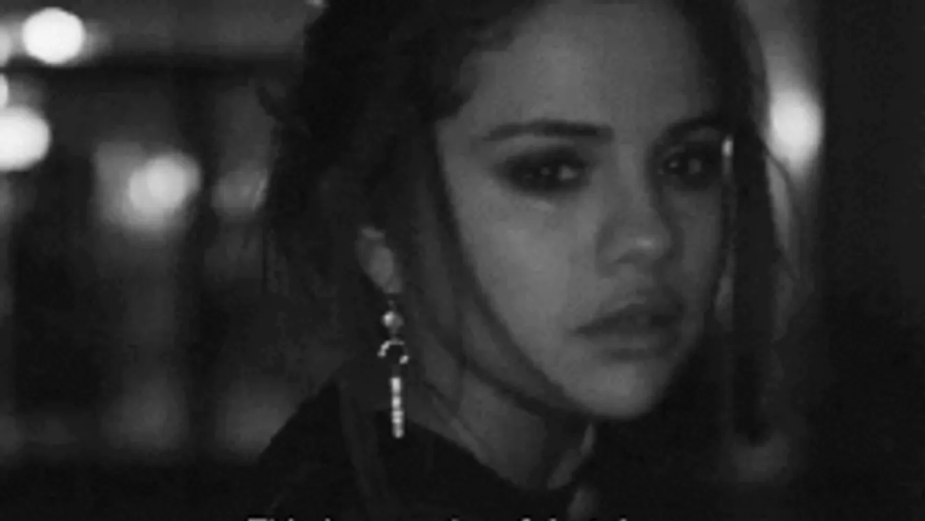 Fájdalmas szakítás: barátja hagyta ott a gyönyörű énekesnőt