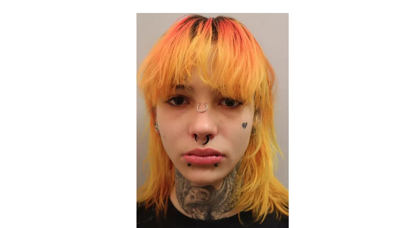 Furcsa lányt keresnek, aggódnak érte