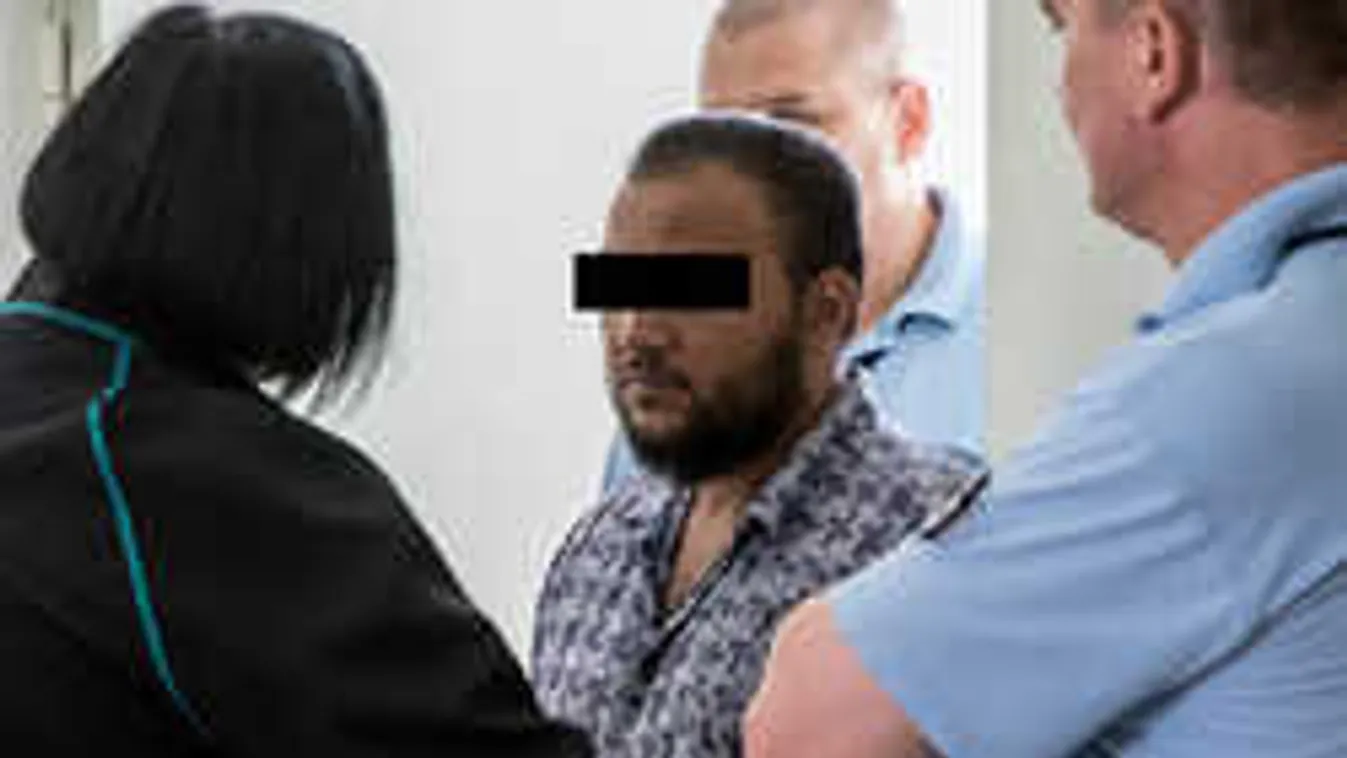 Nem hiszed el, hogyan él a rácsok mögött a cipőfűzős gyilkos