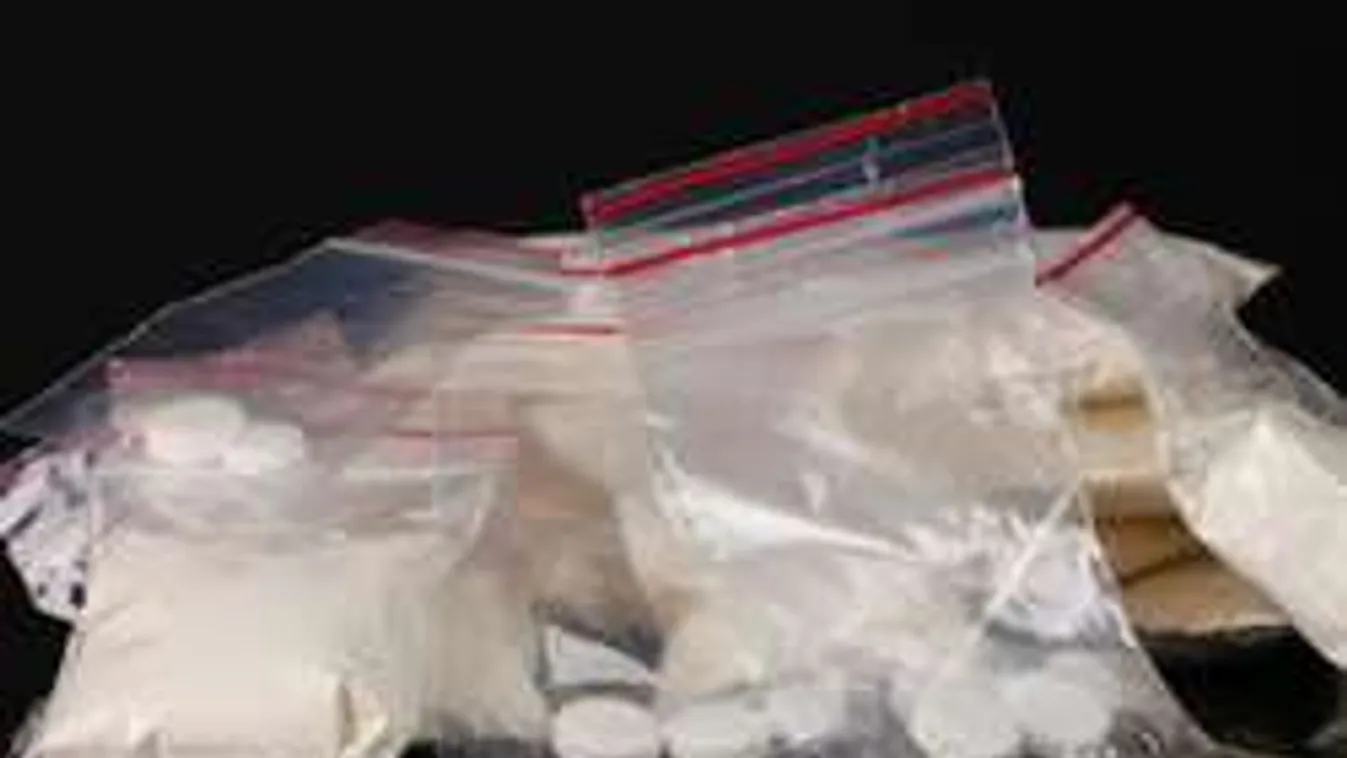 Ismeretlen kábítószer terjed Tiszaújvárosban! Két ember kórházban!