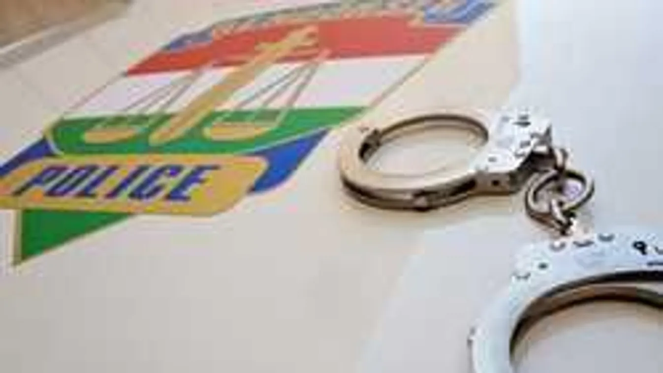 Alsónadrágban fosztottak ki egy gyártelepet a perverz tolvajok