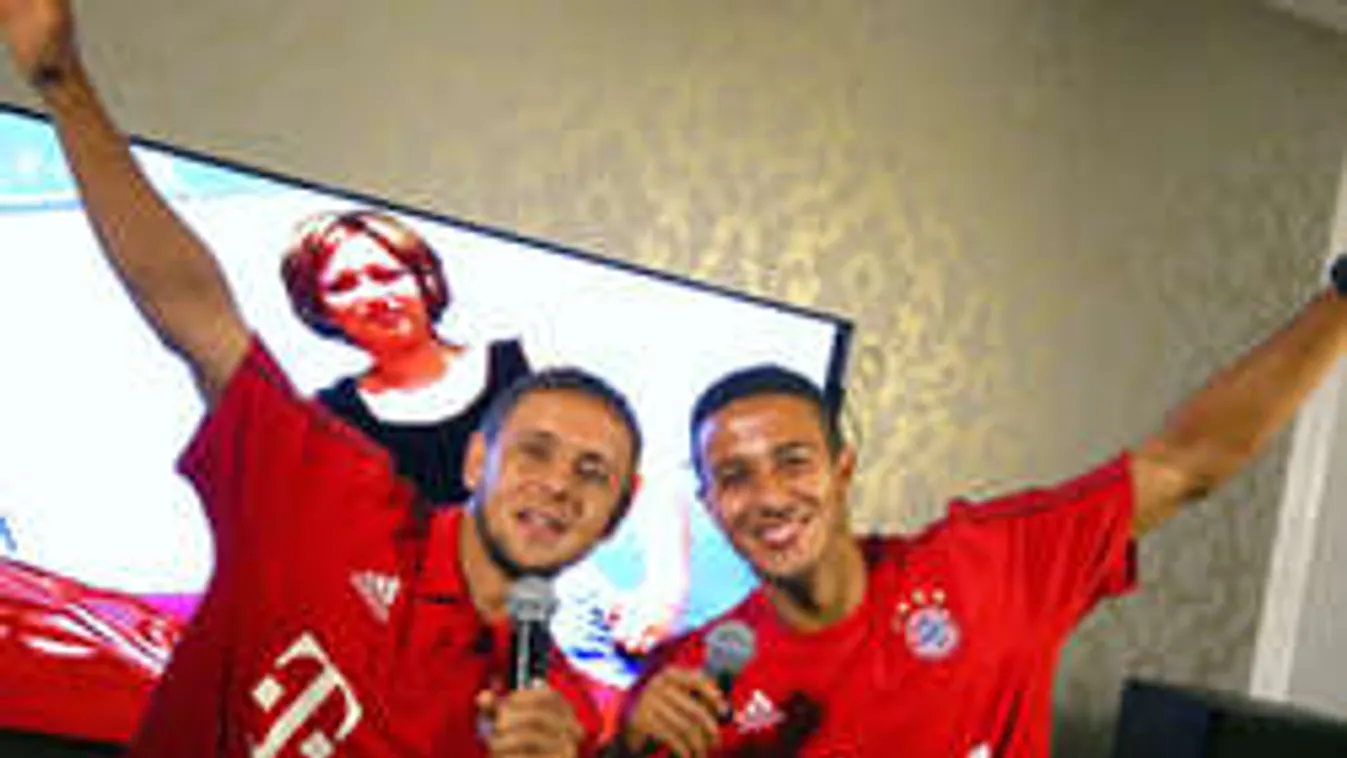 Elsöprő zenei produkció a Bayern focistáitól, az edzőtáborból! - videó