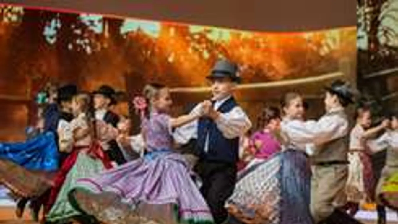 Negyedszerre emelkedik magasba a Páva!