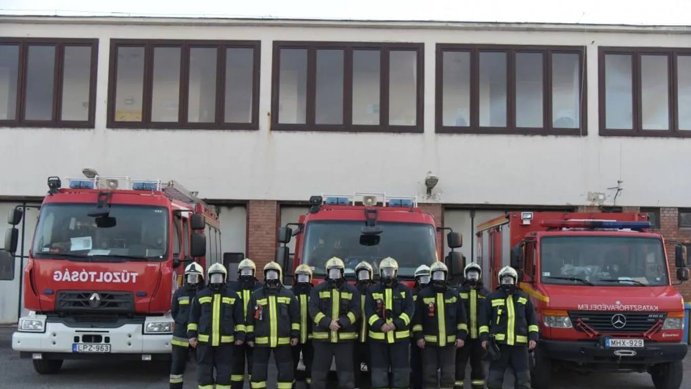 Hihetetlen, ezt csinálják a tűzoltók karácsonykor – videó