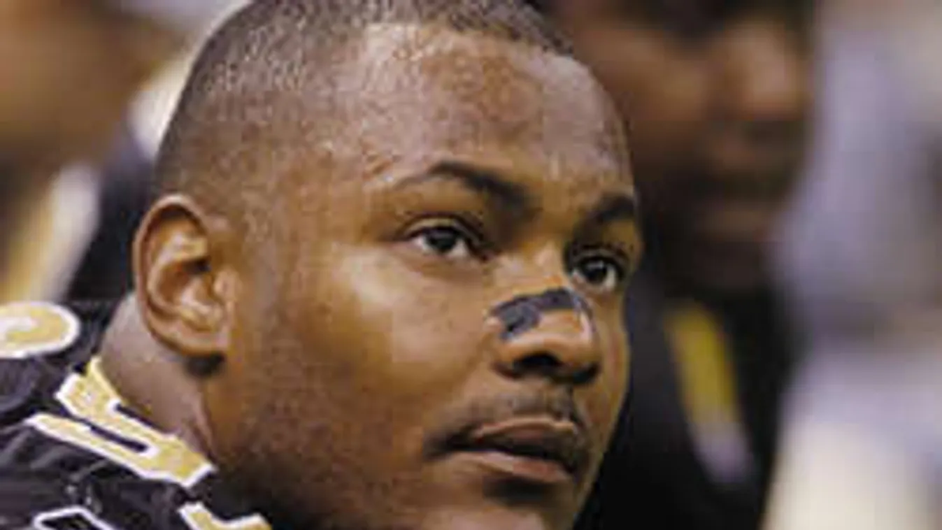 Tolószékben gyászolta férjét a lelőtt Will Smith özvegye