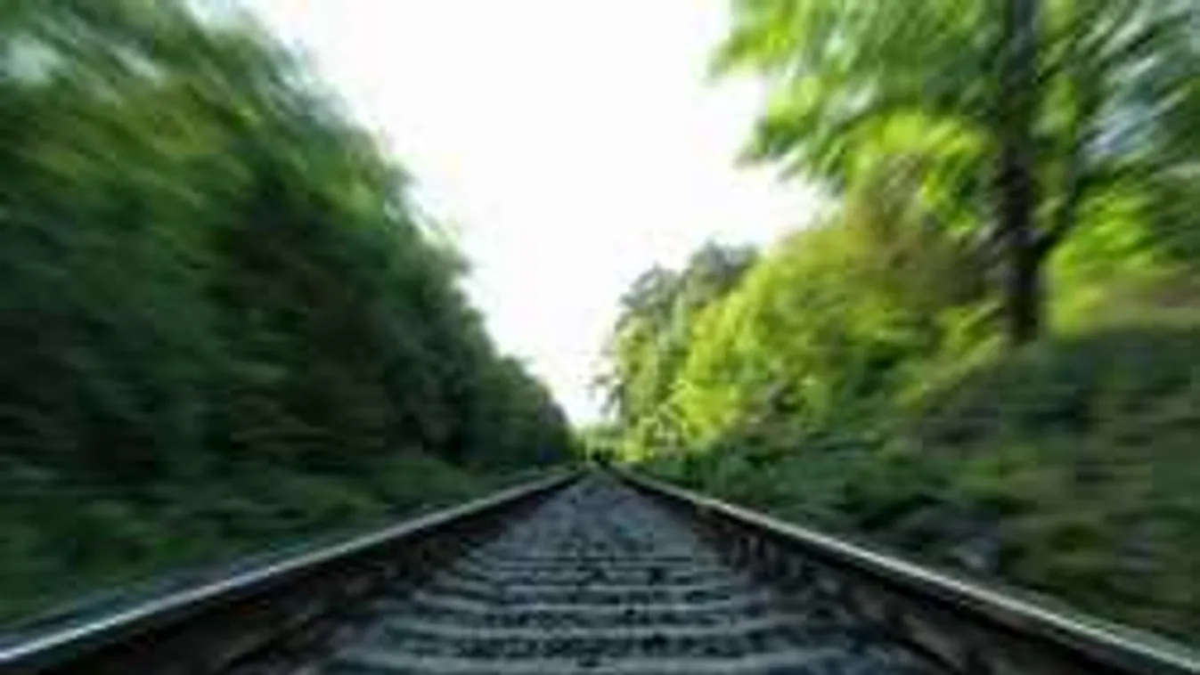 Több mentőhelikopter érkezett a helyszínre, durva vonatbaleset történt