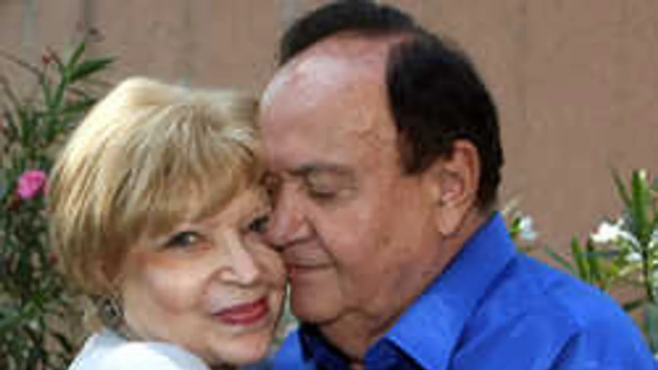 Így néz ki most Torgyán József sírja