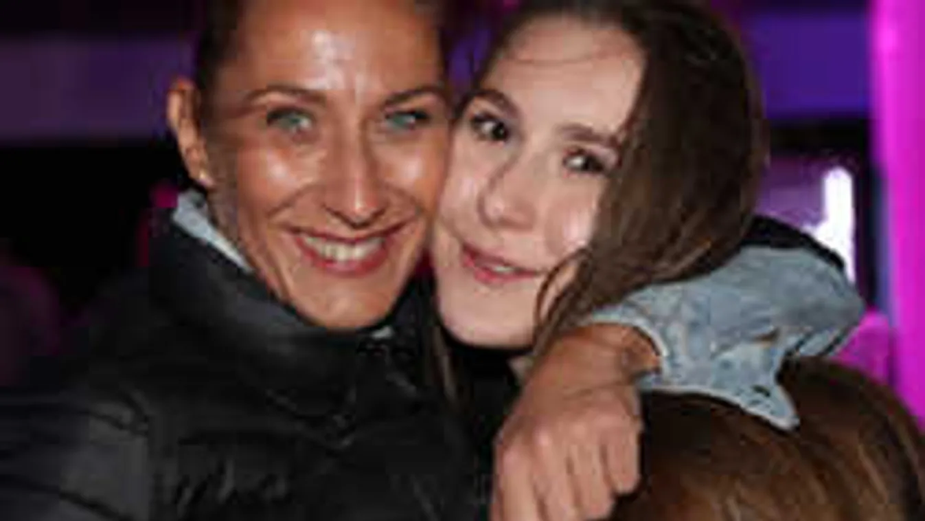 Megrázó titok: kényszerből mondott le gyermekéről a magyar sztáranyuka