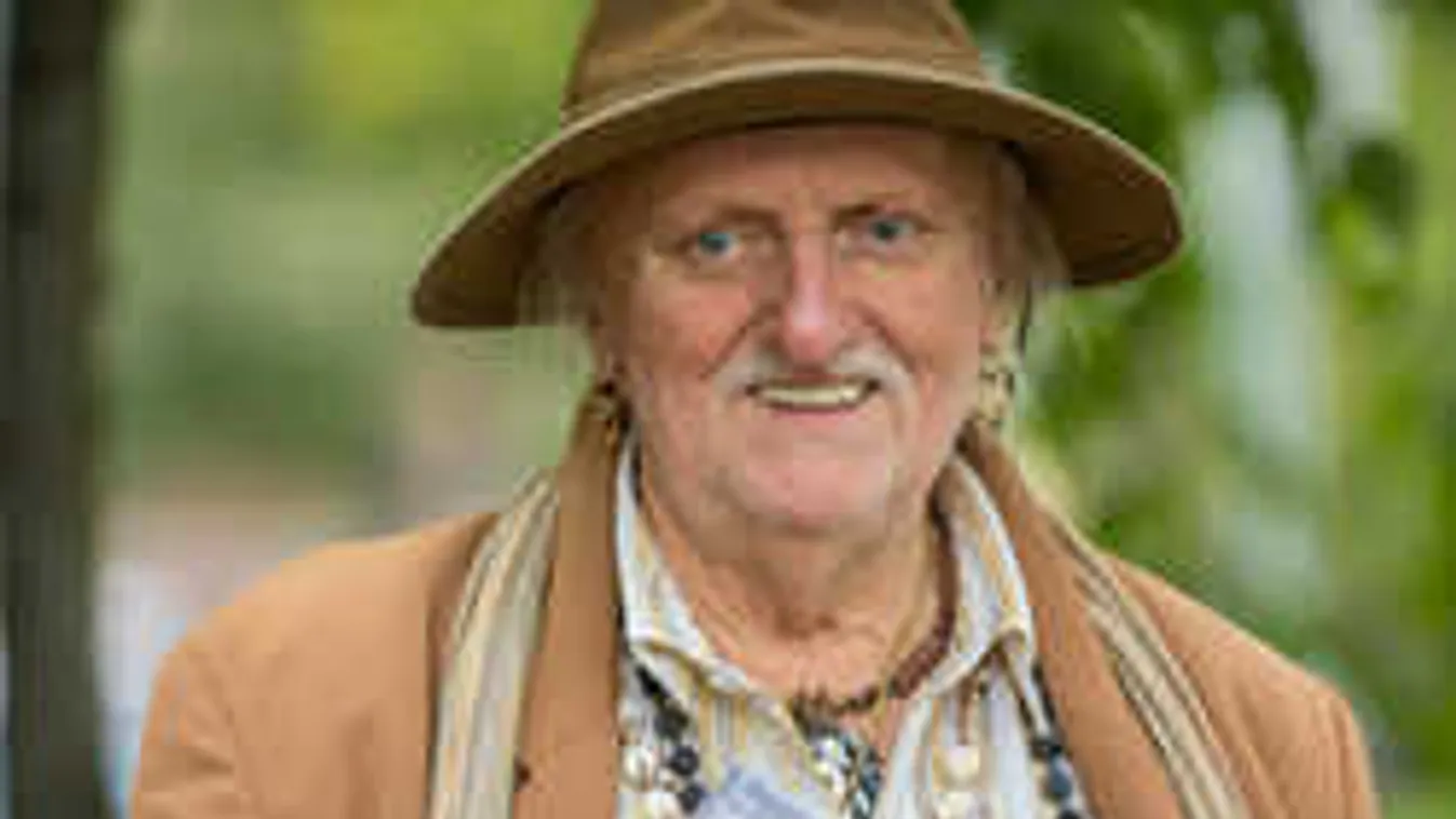 Kemoterápiás kezeléséről vall a magyar legenda