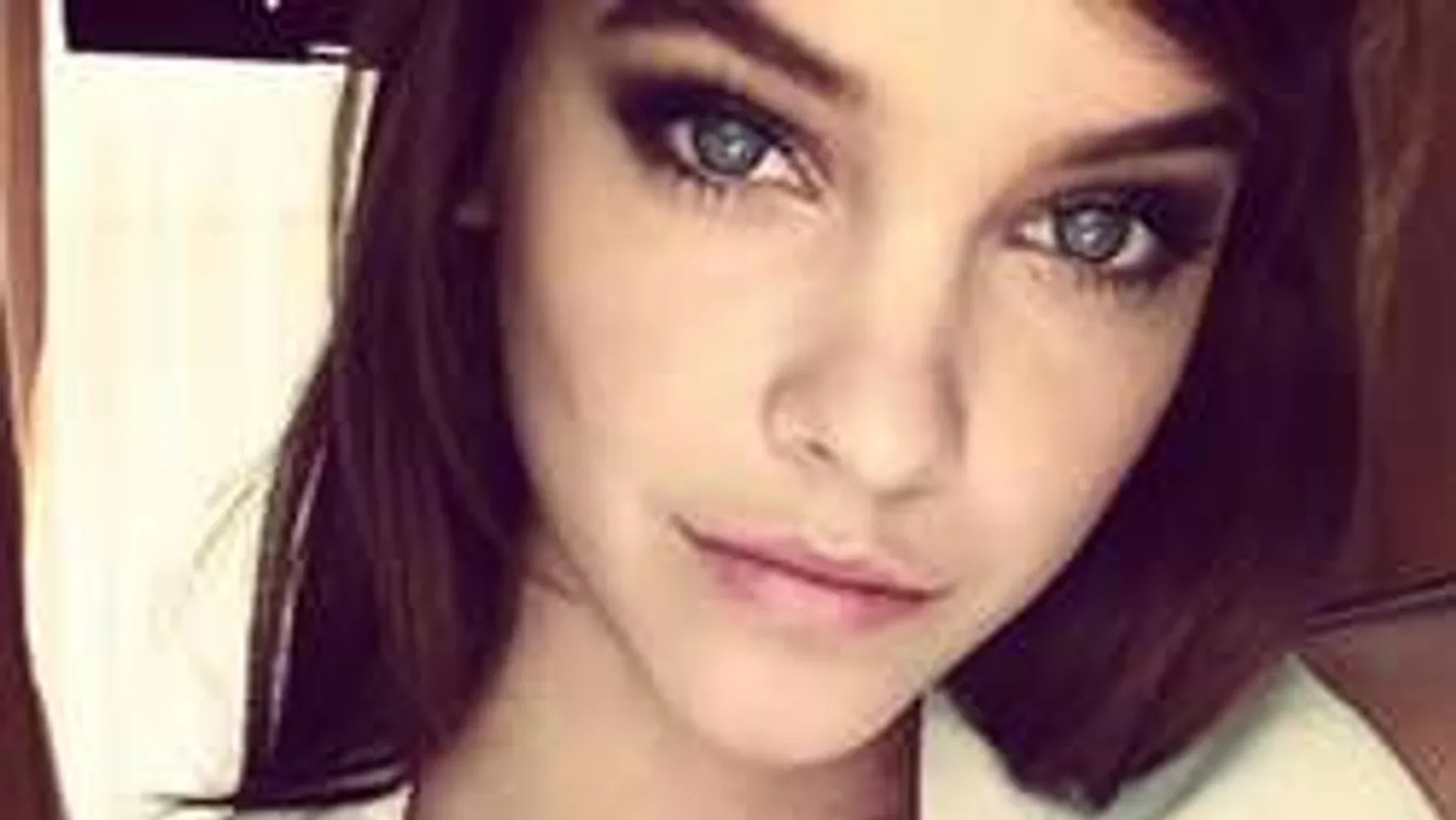 Íme Palvin Barbi első meztelen fotósorozata!