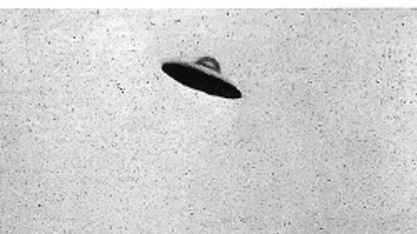 Titkos UFO-aktákat nyitott meg a CIA! - Fotók!