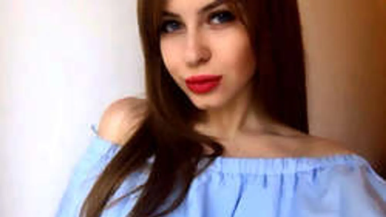 A neten árulják szüzességüket a dögös tinilányok!