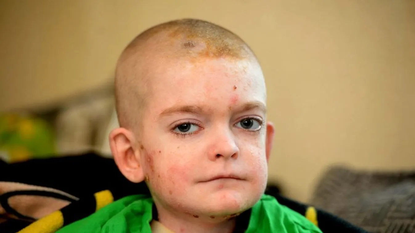 Így szeretné utoljára boldoggá tenni haldokló kisfiát ez az anyuka