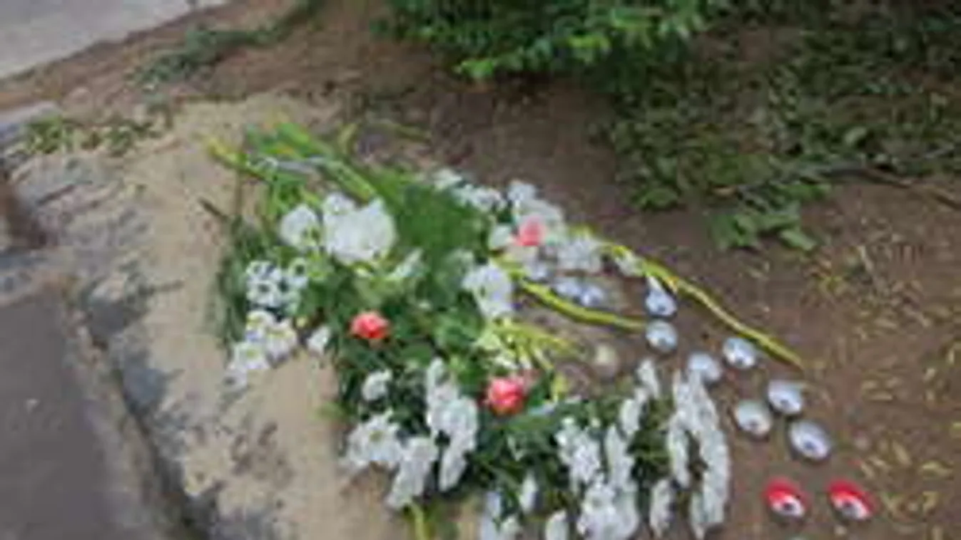 Az egész ház gyászolja a tizedikről kizuhant családapát