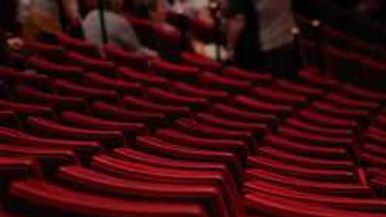 Nagyon beteg az elismert magyar színésznő, szereplését is lemondta