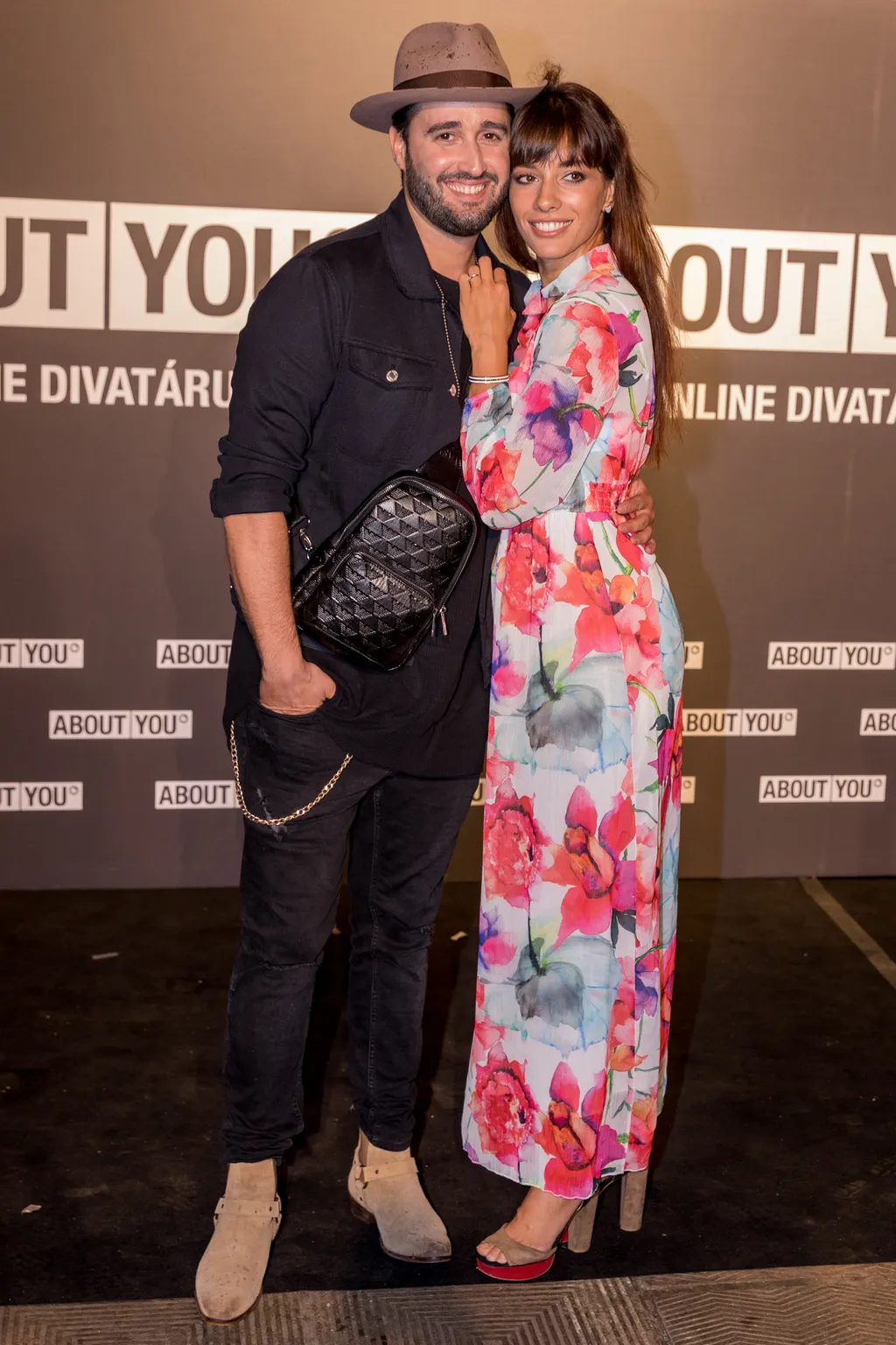 Király Viktor és jegyese, Virág Anita is emelték az est színvonalát. Anita nem csak modell, de a szépségipar megszállottja, aki mostanában sminkeket is készít