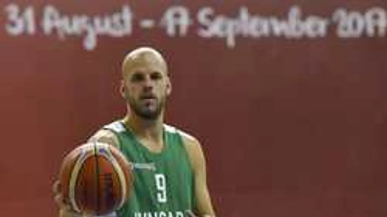 Hihetetlen, döbbenetes összeget keres az NB I-es kosaras