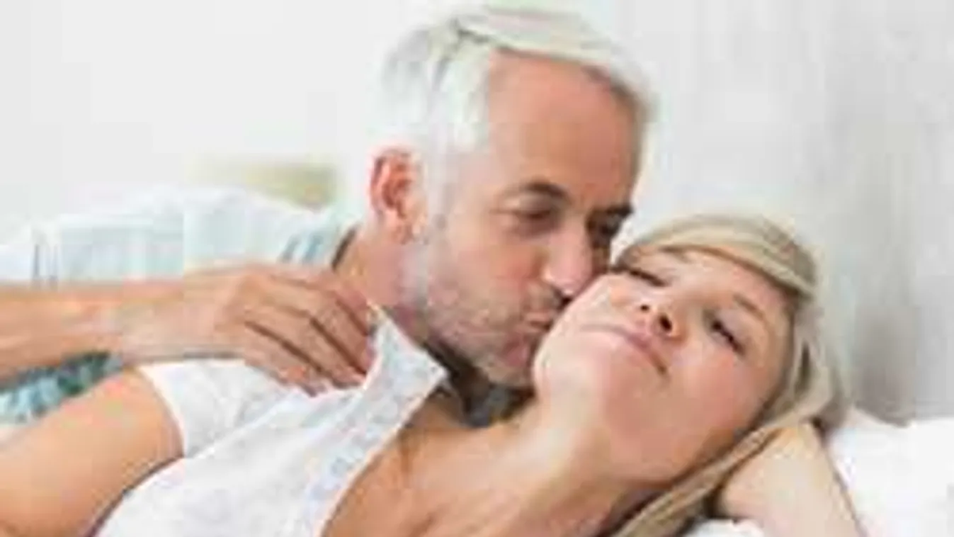 Elképesztő szextrend: Nők nedvesednek az újfajta milftől