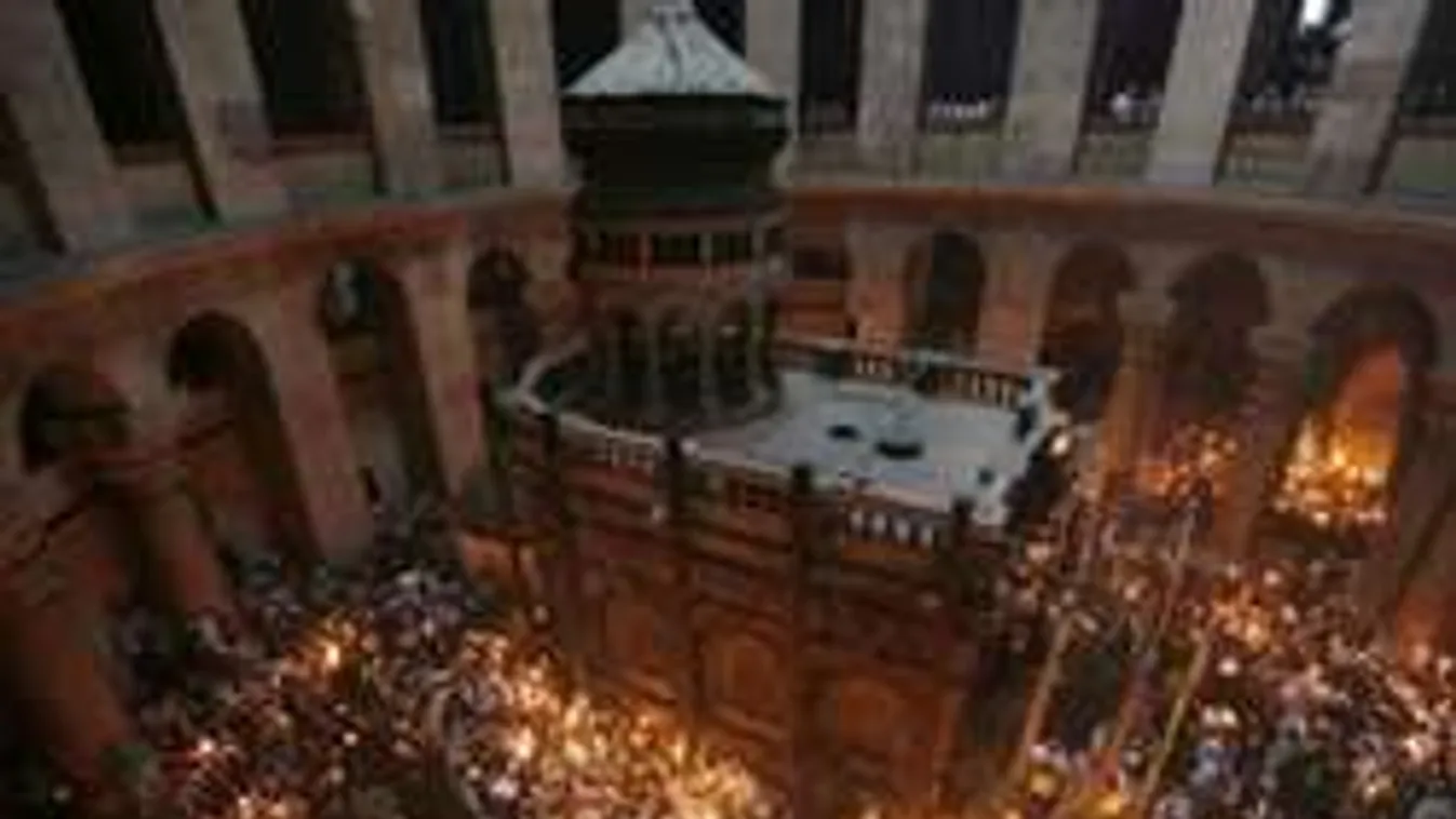 Vajon mit rejt? Felnyitották Jézus sírját Jeruzsálemben