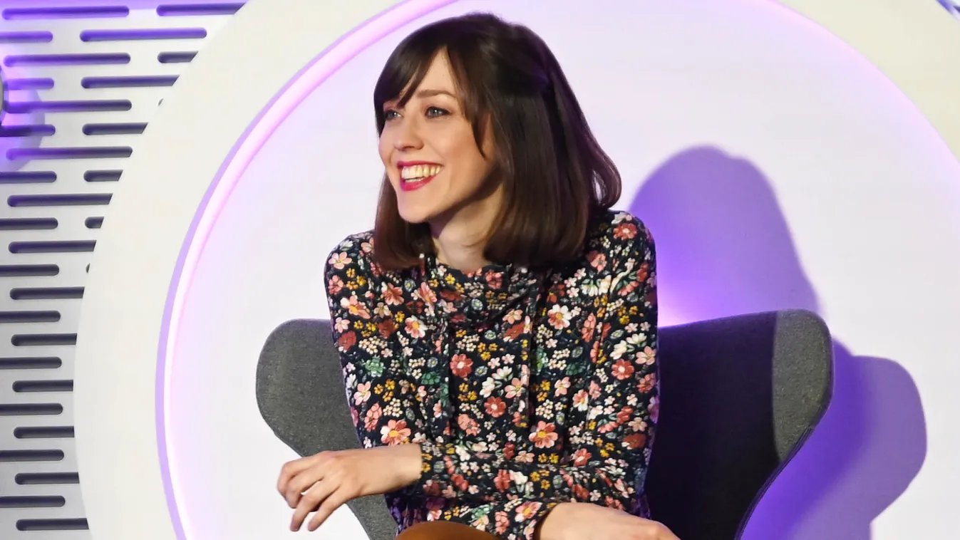 Kórházban folytatja a fiatal magyar énekesnő