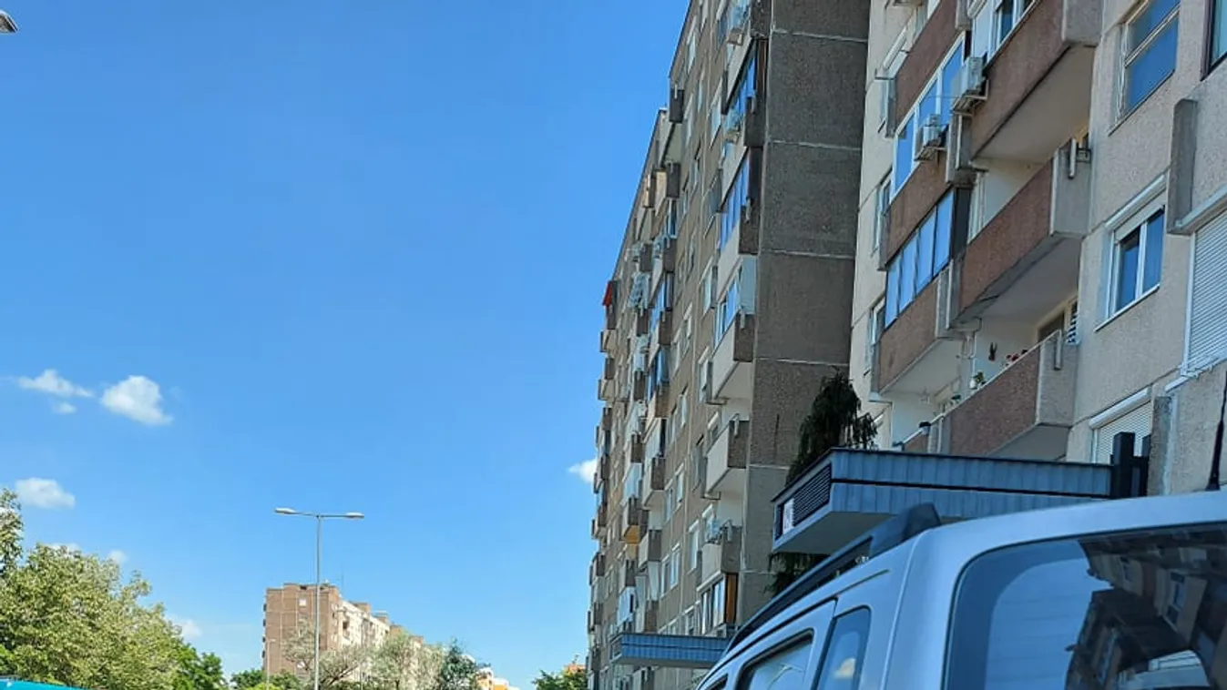 Ezt jó tudni: Újabb helyeken lesz tilos a parkolás