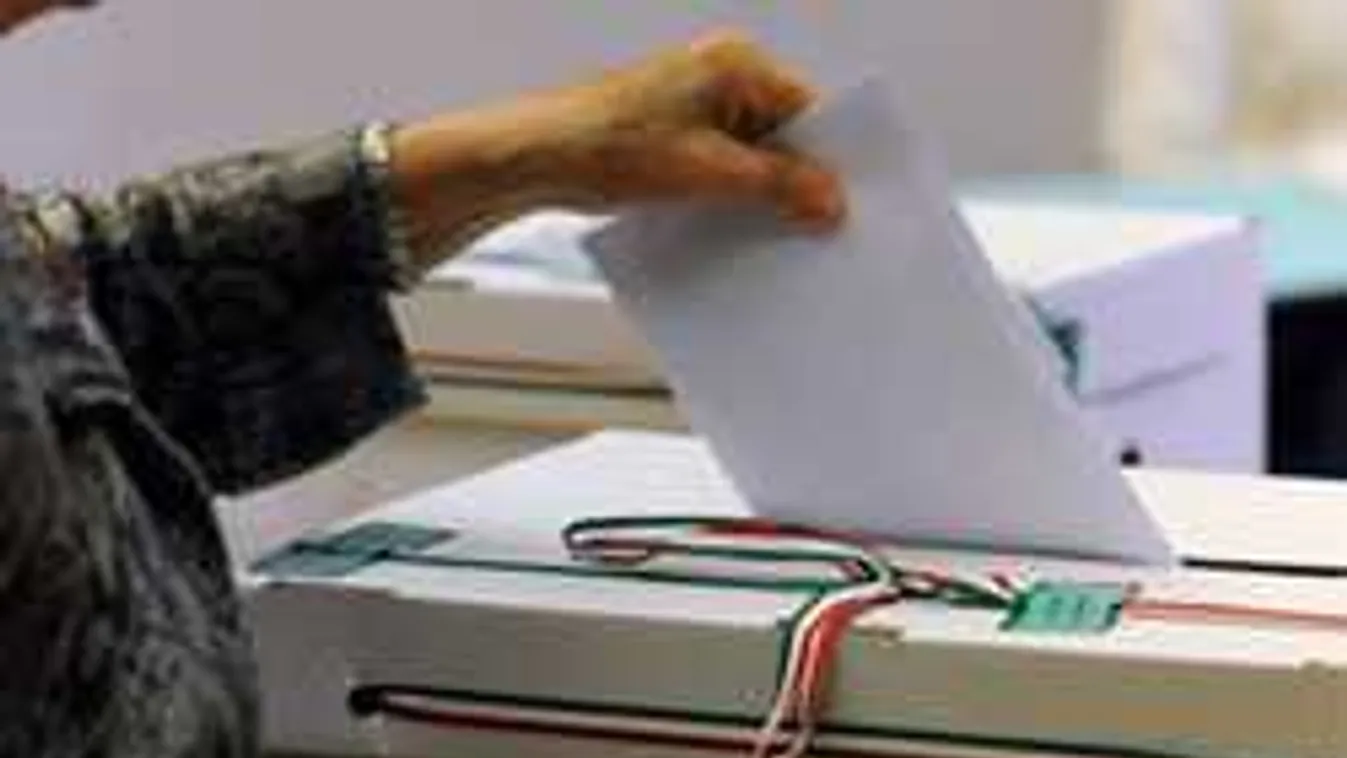 Az ellenzéket csak saját túlélése érdekli