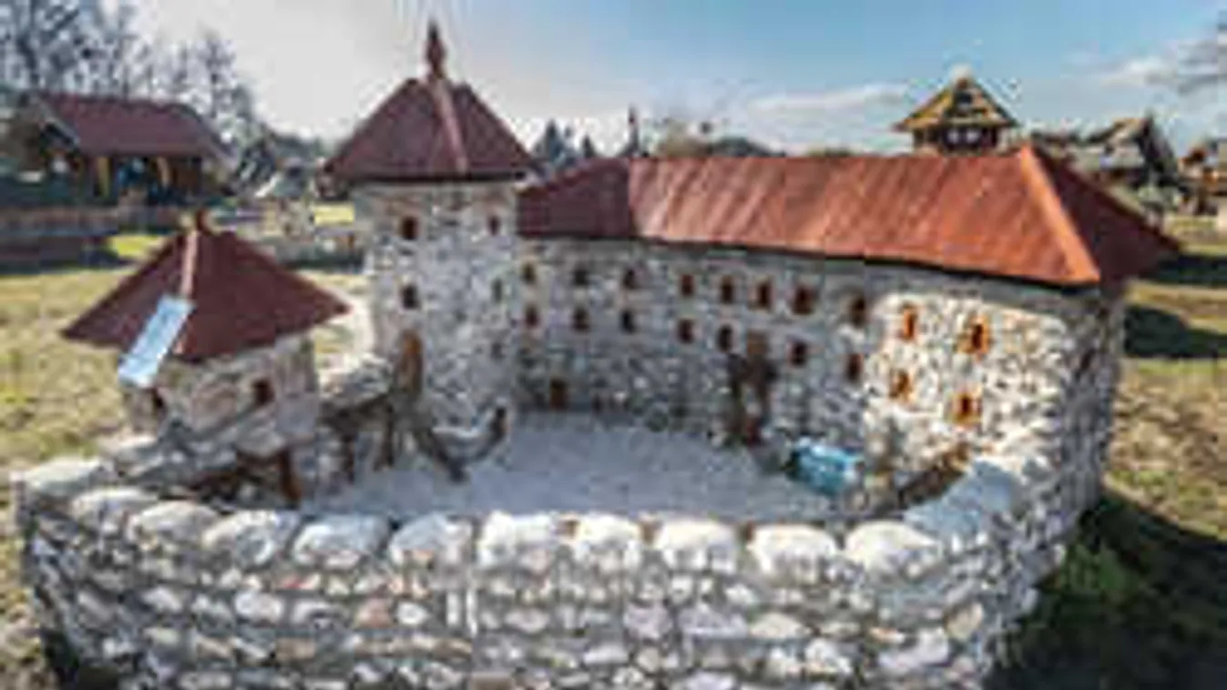 38 várat épített a saját kertjében a magyar férfi