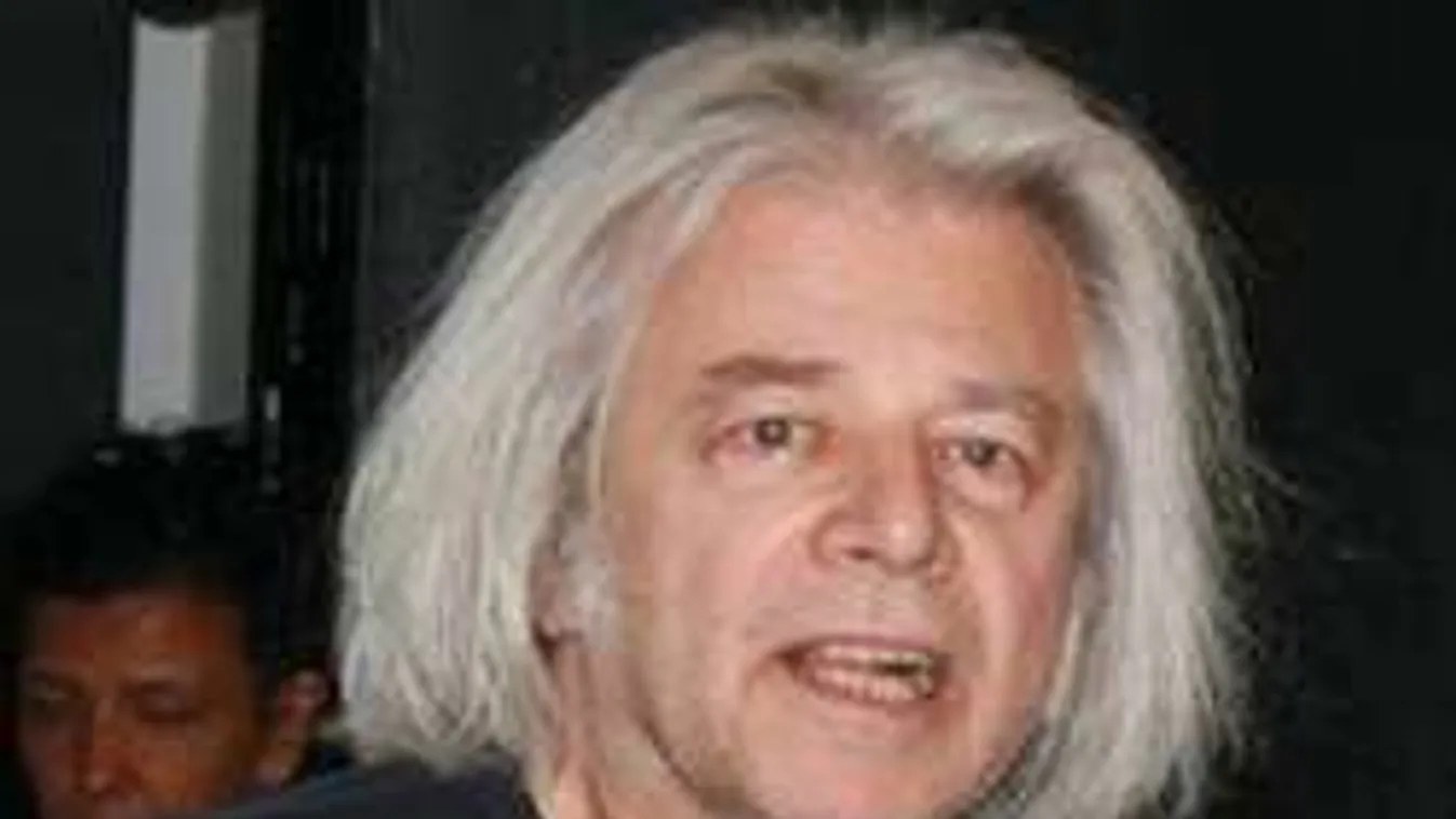 Rajongásig szerette százkét éves nevelőanyját Somló Tamás