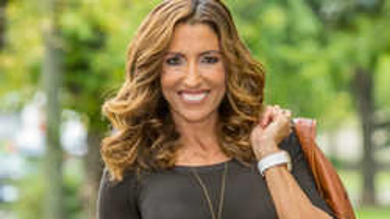 Durván visszaéltek több magyar híresség fotójával is