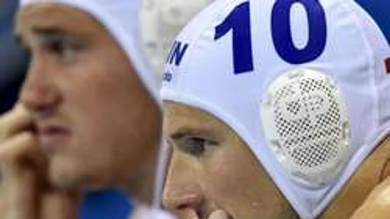 Kitálal a legenda, ezért buktak el pólósaink