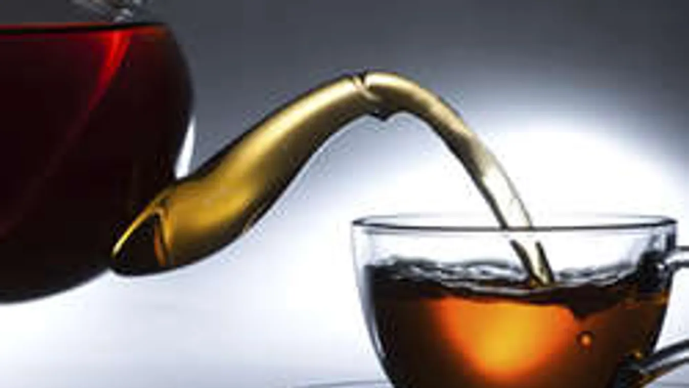 Önts teát a parkettára! Leesik az állad a hatásától!